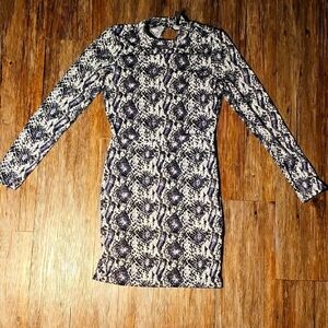 H&M Black and Gray Snake Print Long Sleeve Dress Sz 4
